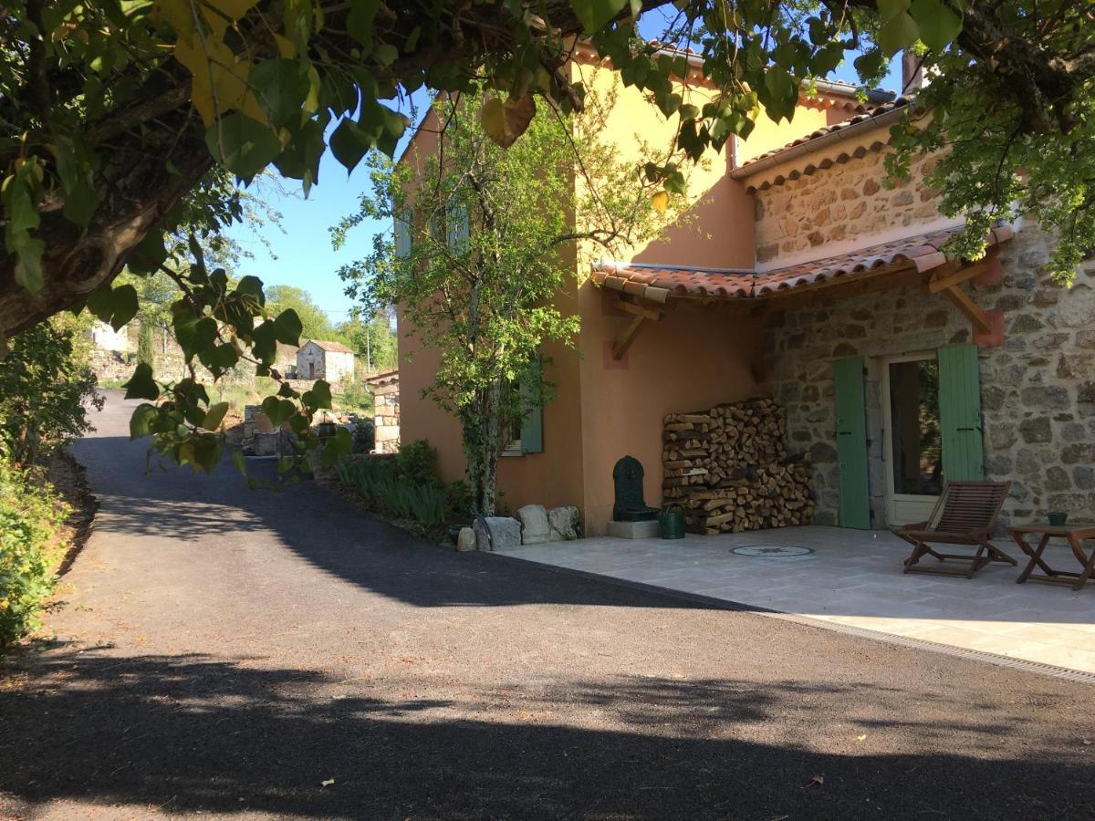 ז'ואיוז Chambre D'Hotes Au Creux Du Chambon מראה חיצוני תמונה
